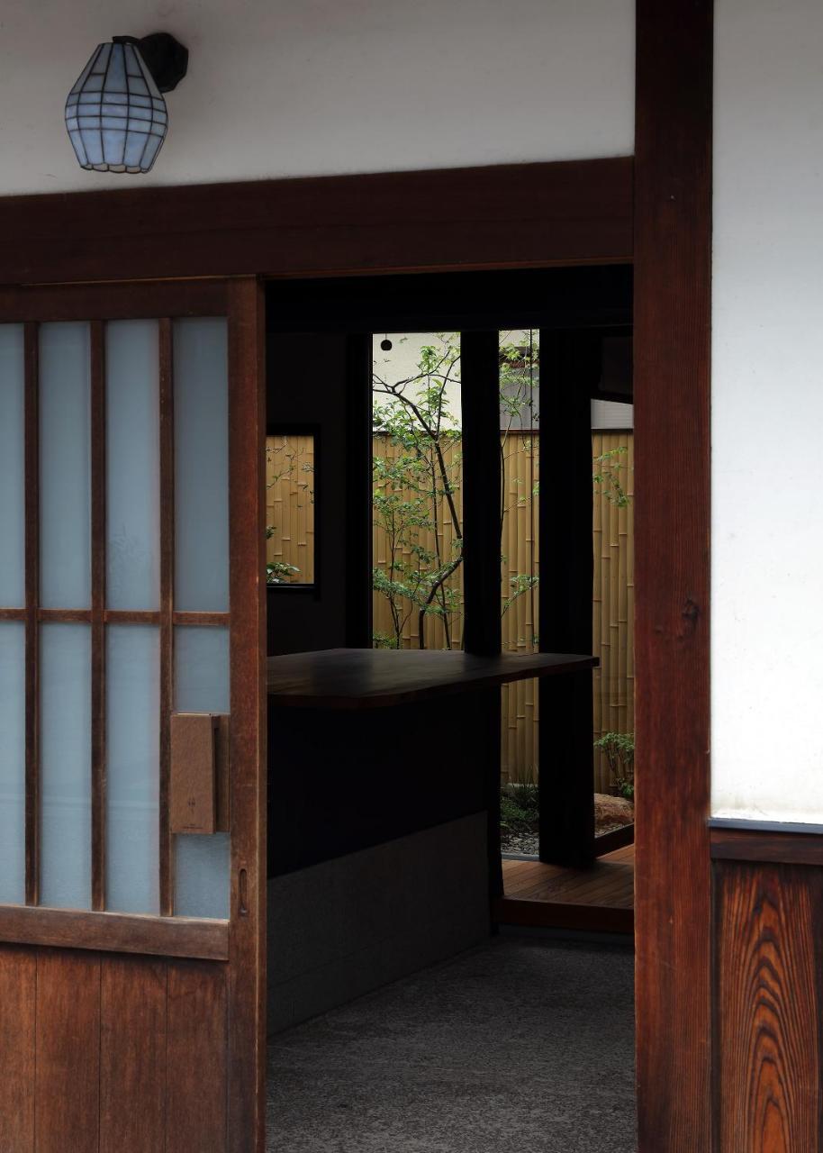 滔々 御崎 町家の宿 Toutou Onzaki Machiya No Yado كورَسِكِ المظهر الخارجي الصورة